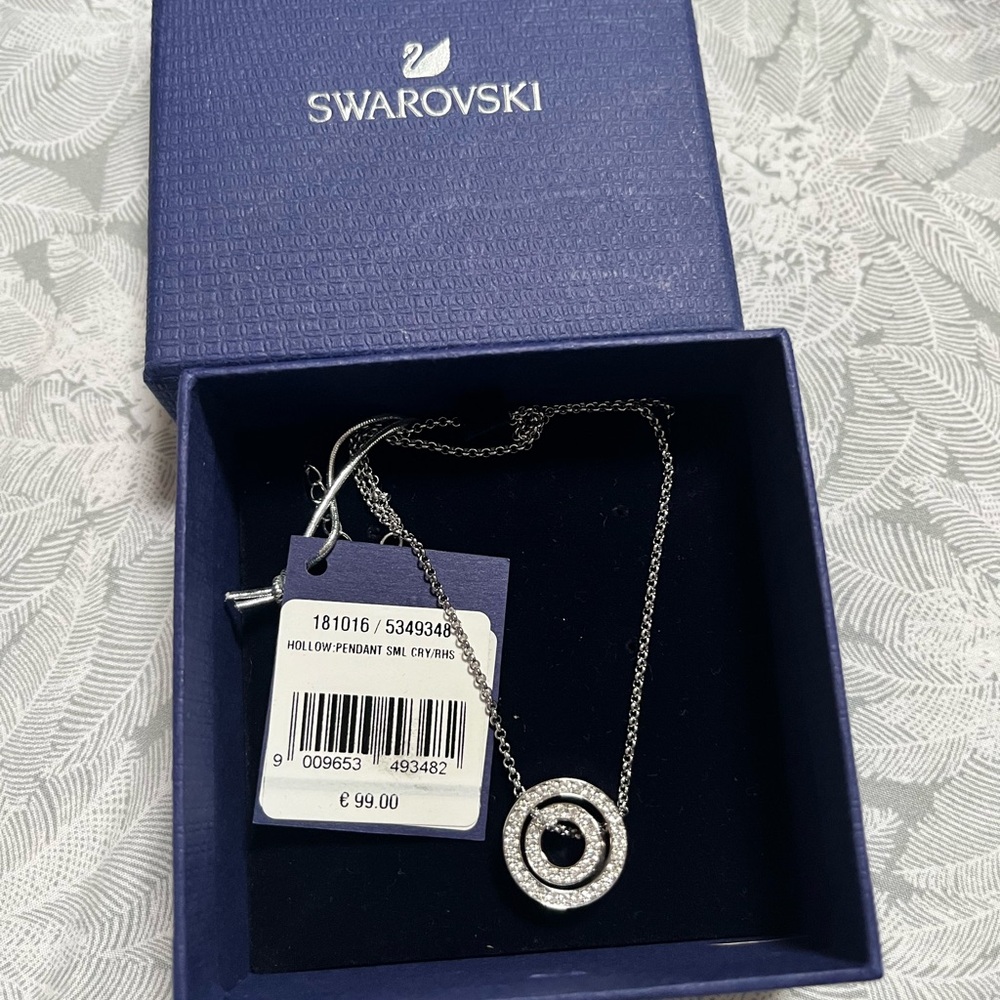 Swarovski Silver Circular Pendant Necklace